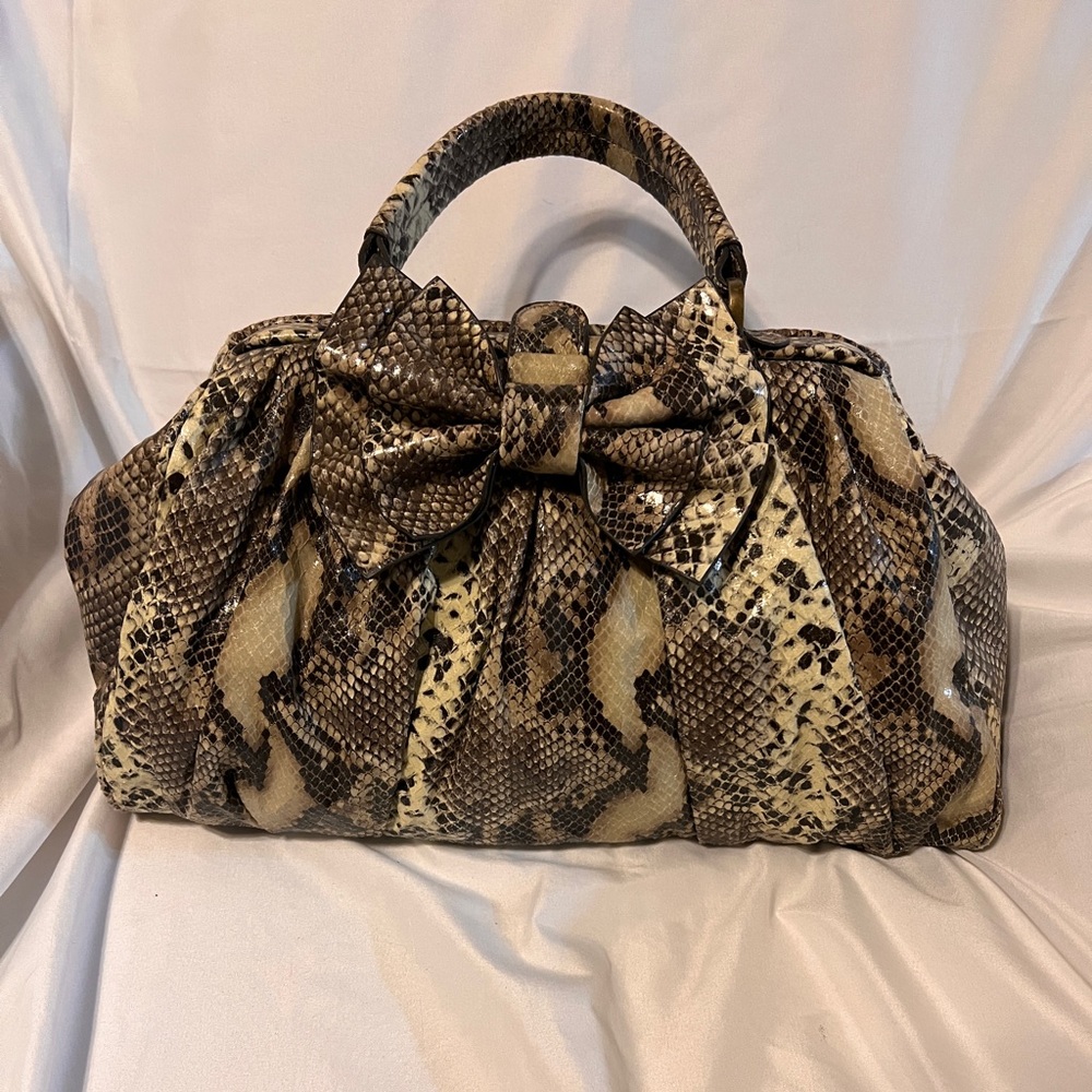 Jessica Simpson purse